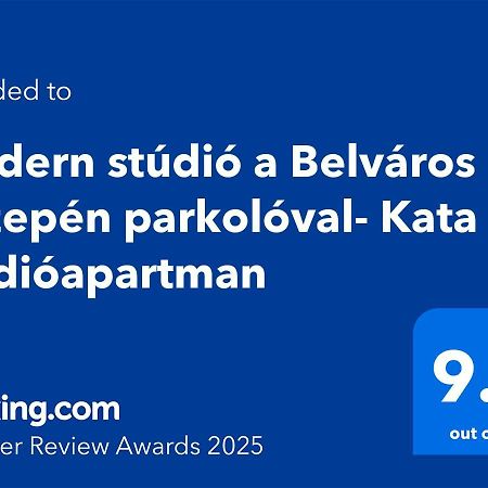 Modern Studio A Belvaros Koezepen Parkoloval- Kata Studioapartman Gyor Ngoại thất bức ảnh